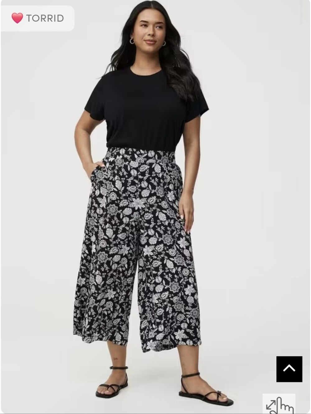 Torrid Pull-On Challis Crop Wide-Leg Pant. Color: Tracy bandana black. Size 3x.
